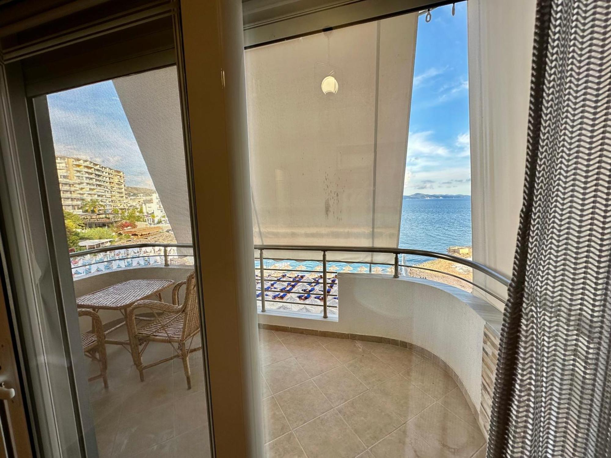 Aqua Apartments Seaview Sarande Exterior photo