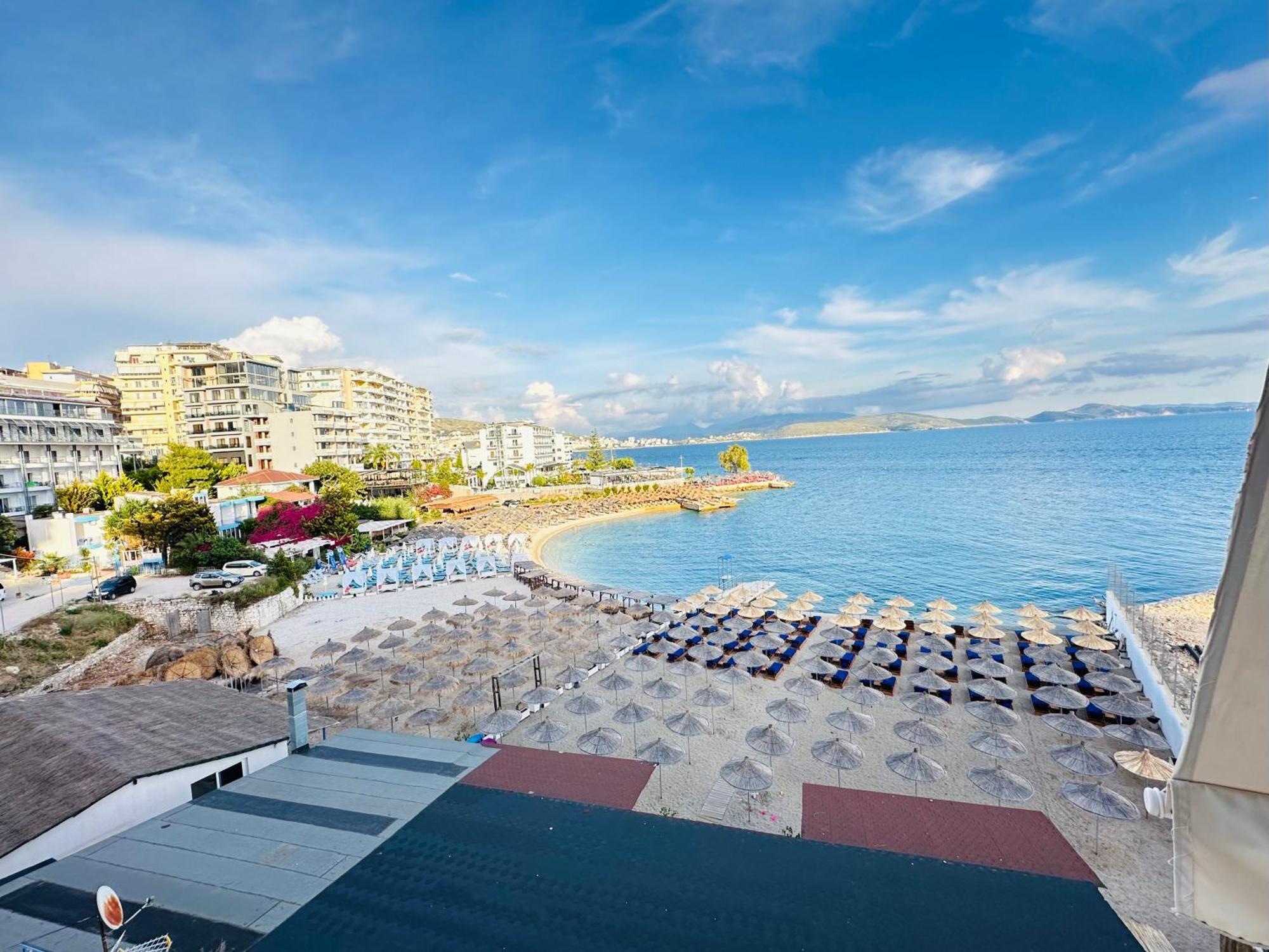 Aqua Apartments Seaview Sarande Exterior photo