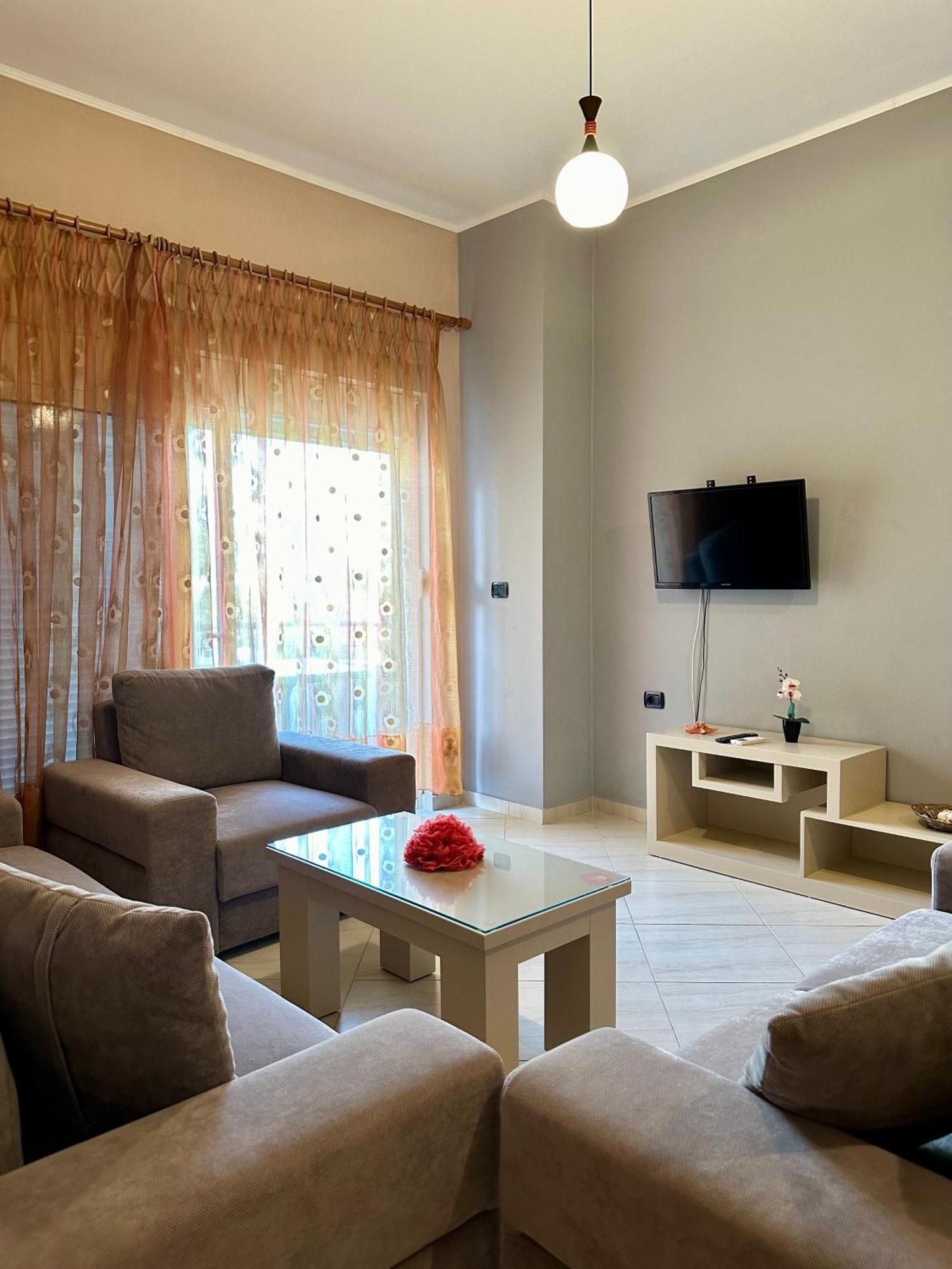 Aqua Apartments Seaview Sarande Exterior photo